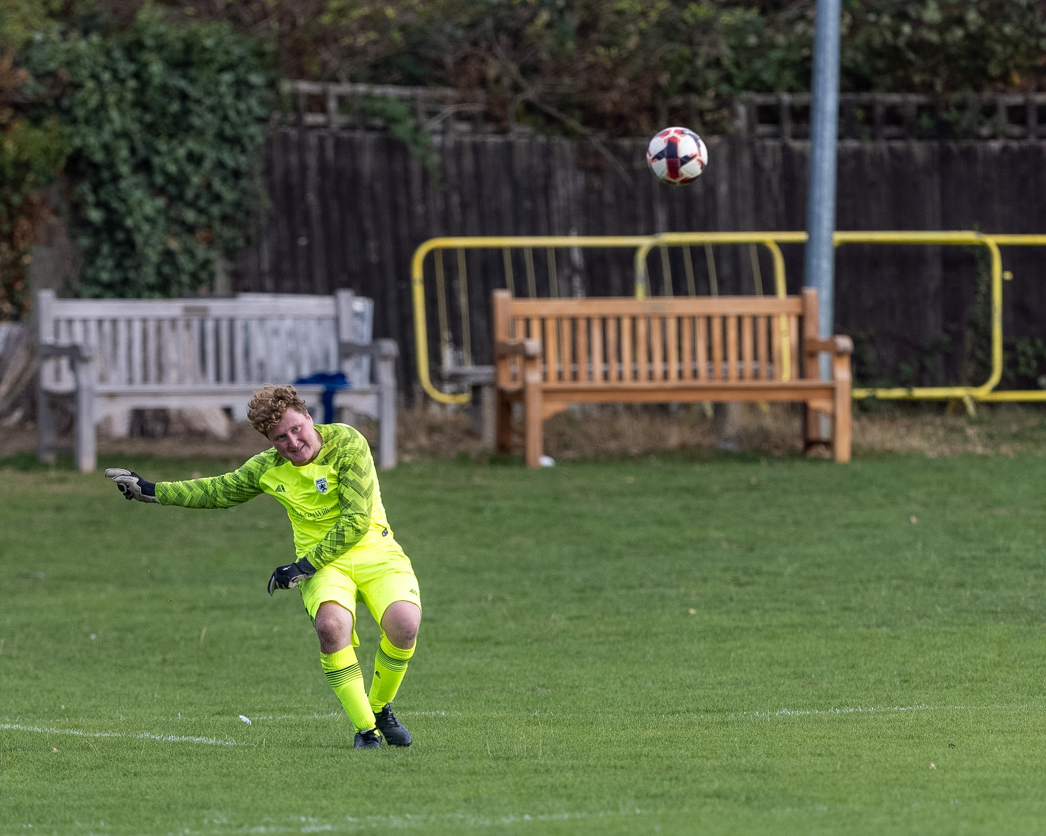 Match action from Worcester Park's 1-1 draw with FC Battersea Ironsides at Skinners Field, 12 September 2026 — photo 9 of 35