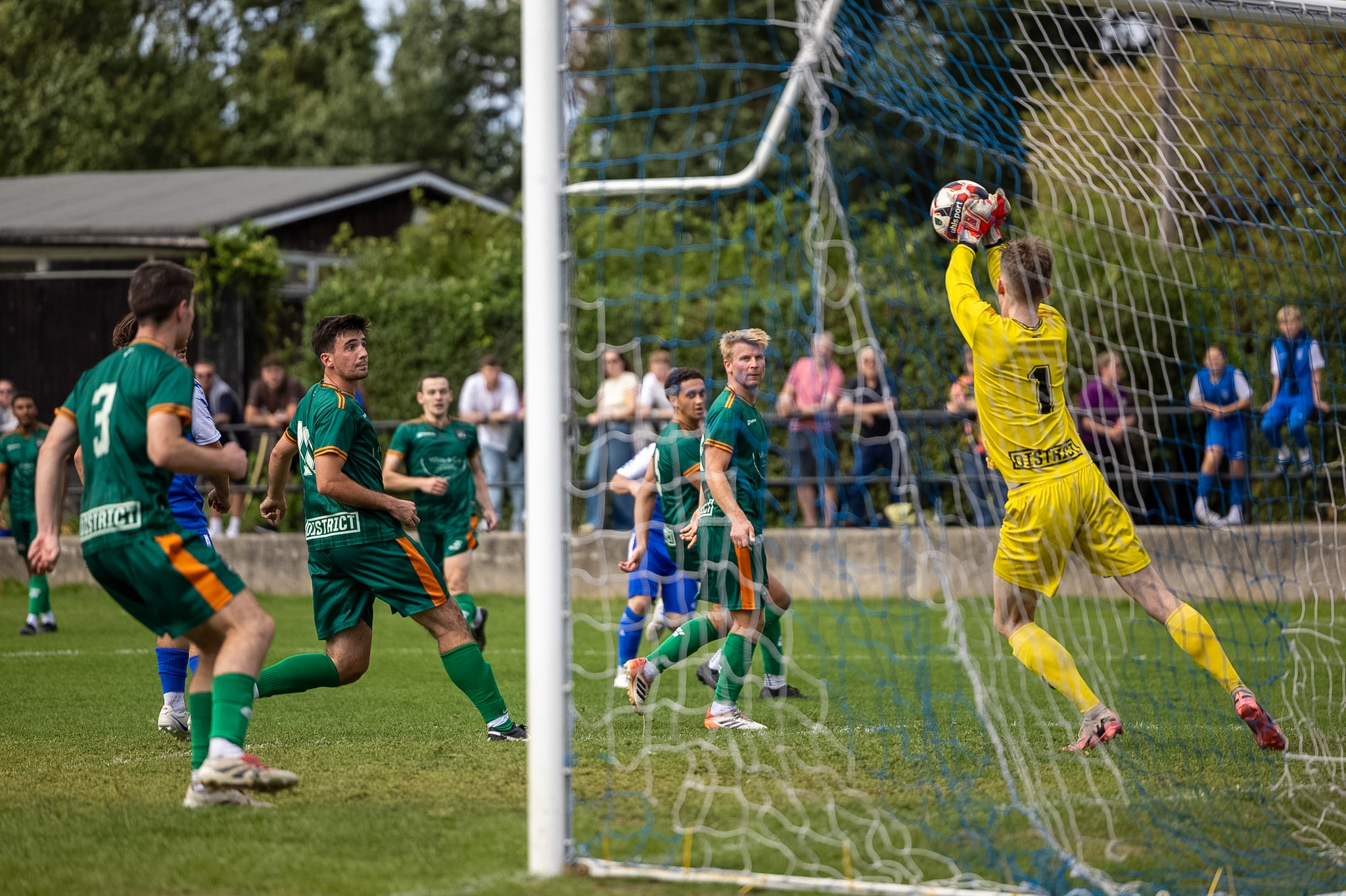 Match action from Worcester Park's 1-1 draw with FC Battersea Ironsides at Skinners Field, 12 September 2026 — photo 21 of 35