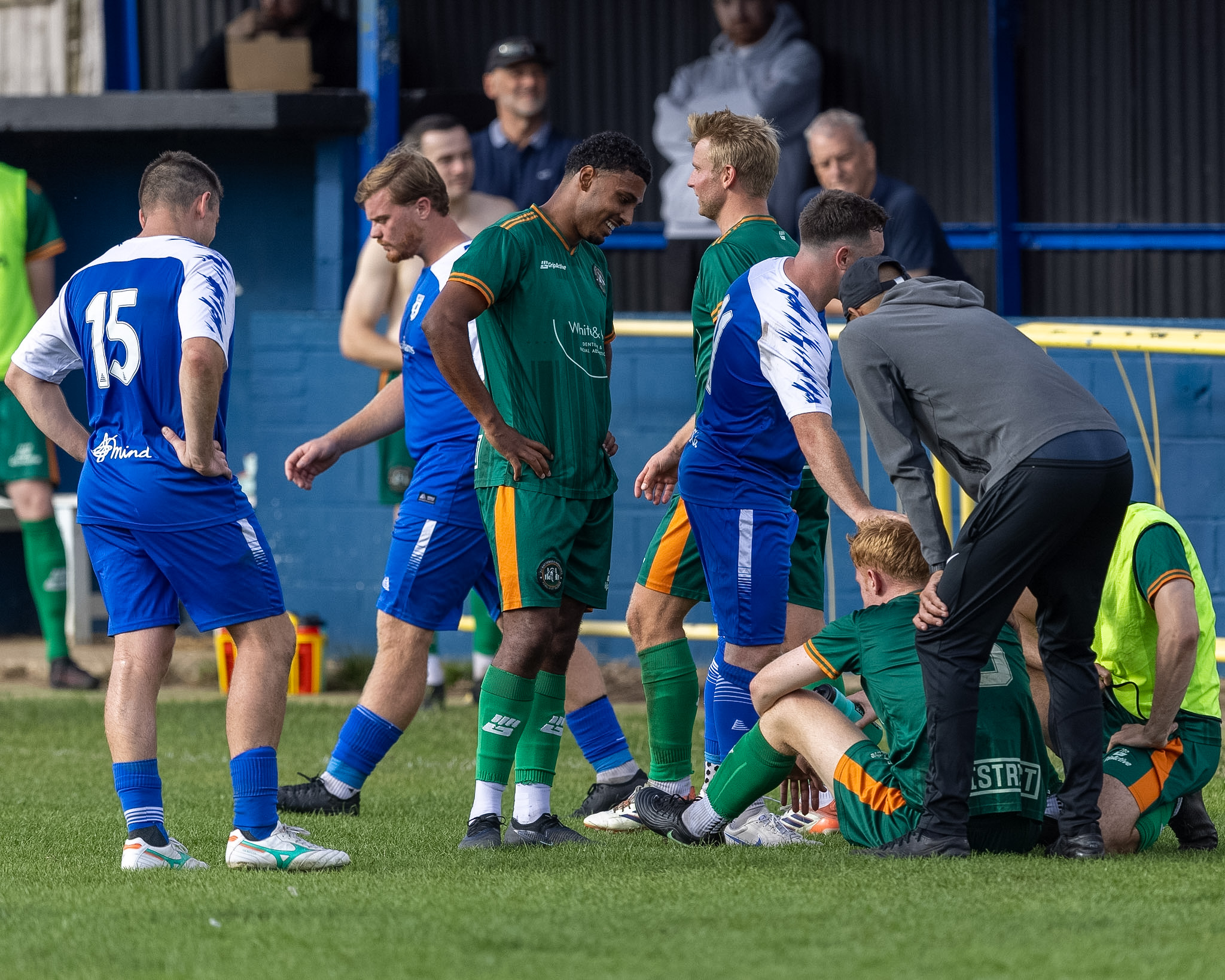 Match action from Worcester Park's 1-1 draw with FC Battersea Ironsides at Skinners Field, 12 September 2026 — photo 25 of 35