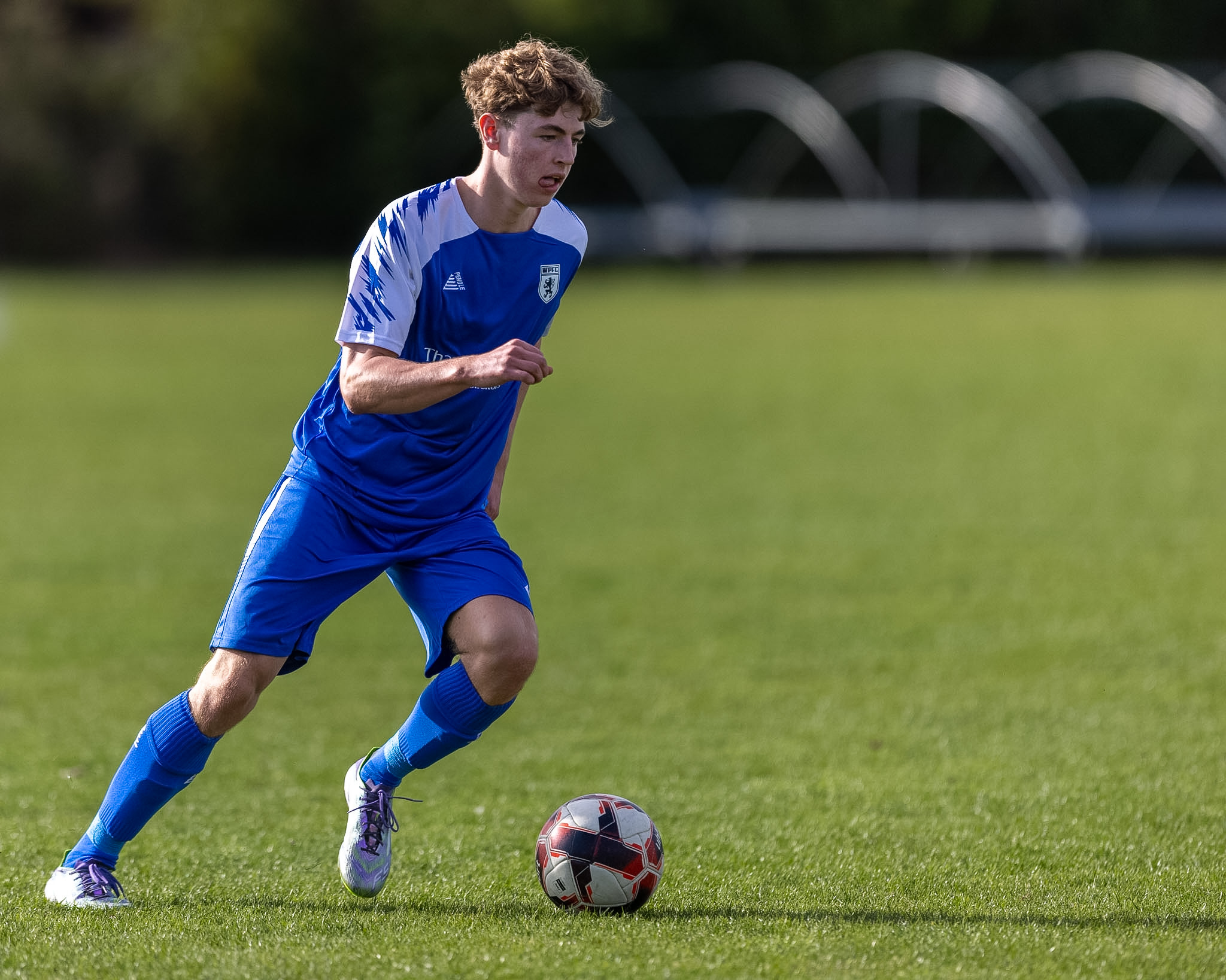 Match action from Worcester Park's 1-1 draw with FC Battersea Ironsides at Skinners Field, 12 September 2026 — photo 27 of 35