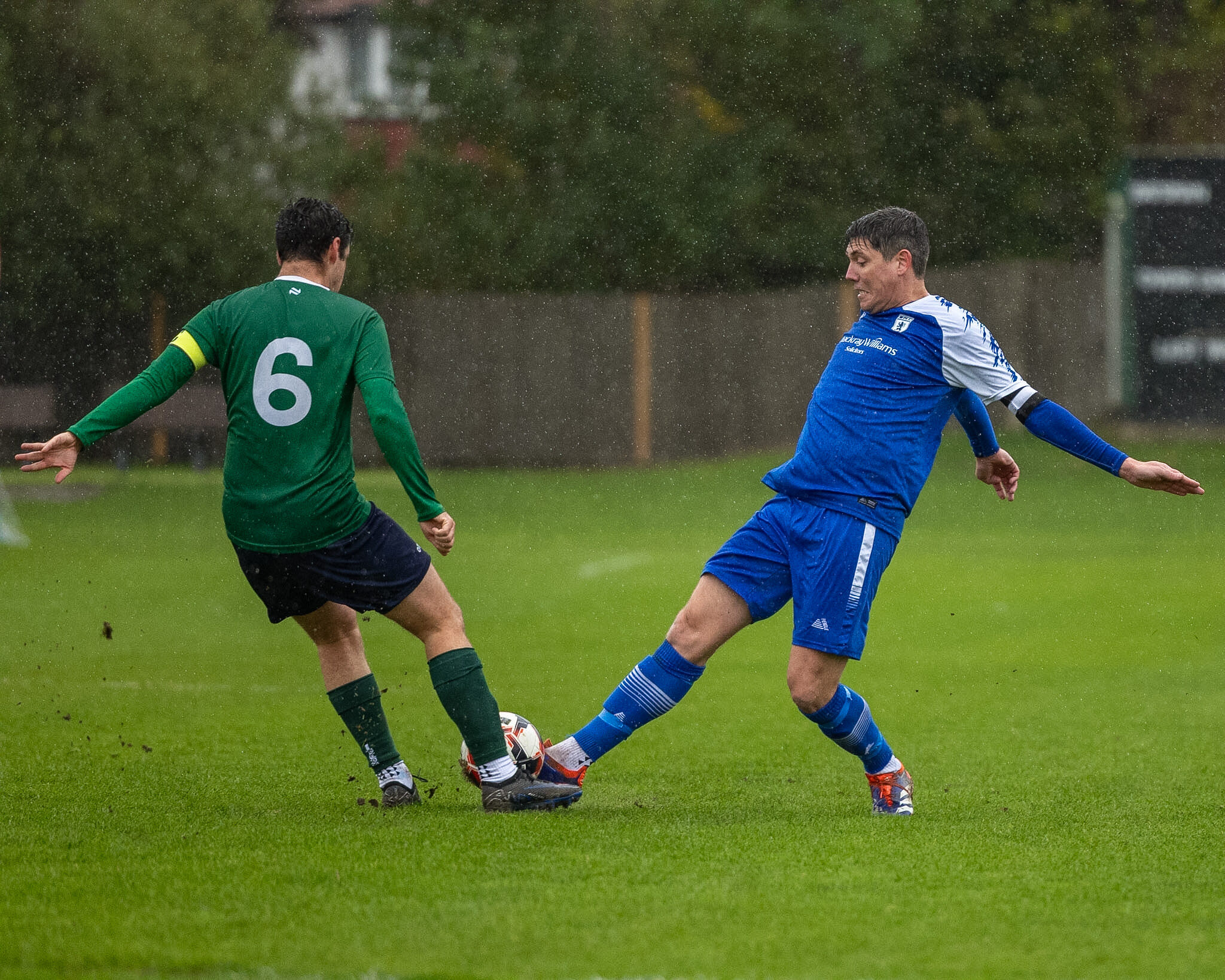 Match action from Worcester Park v London Hibernian at Skinners Field, 24 October 2026 — photo 4 of 36