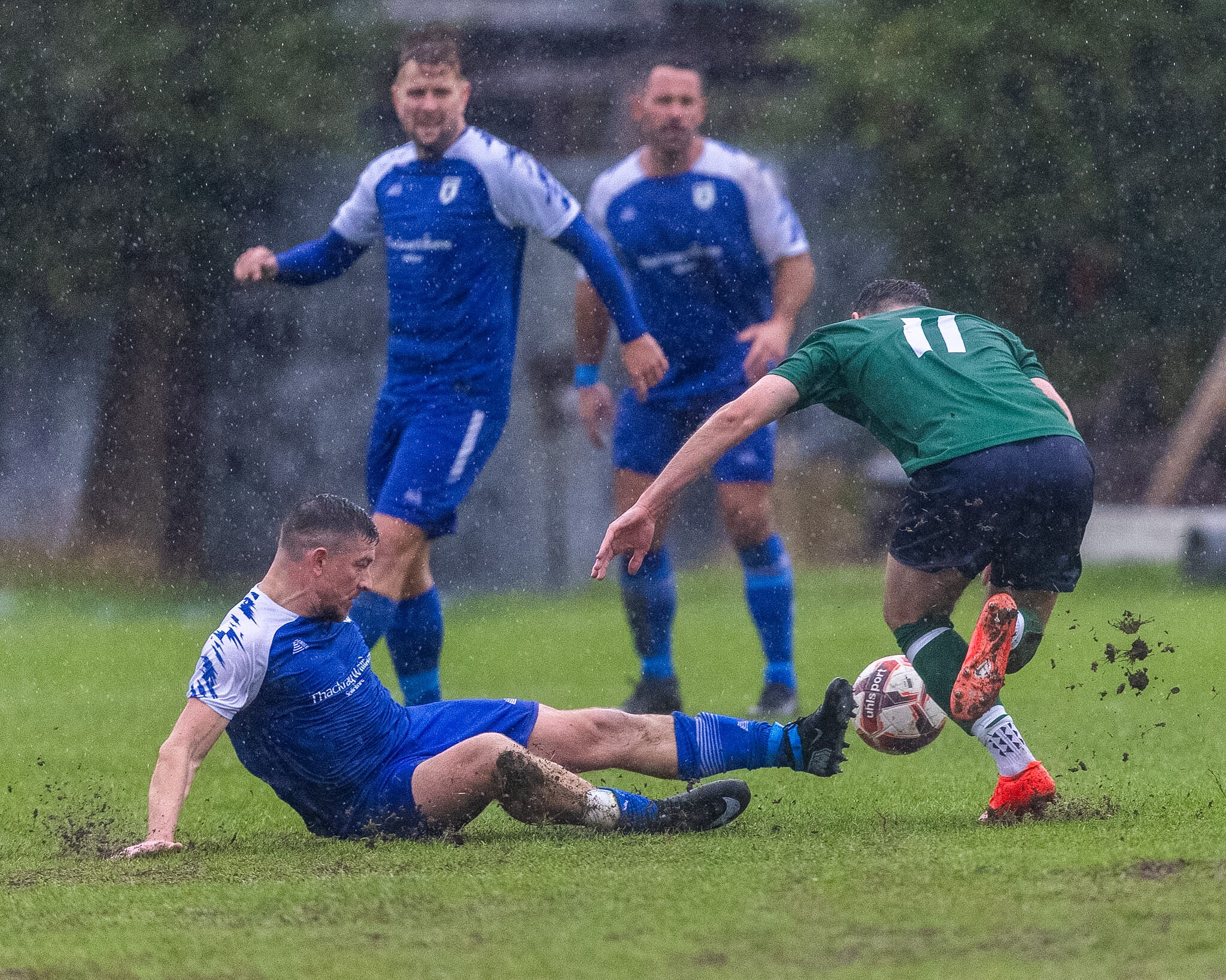 Match action from Worcester Park v London Hibernian at Skinners Field, 24 October 2026 — photo 26 of 36